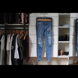 american eagle ripped skinny jeans